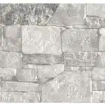 Panneau de revêtement mural en fausses pierres empilées, texture rustique, tons gris clair et blanc cassé pour décoration intérieure ou extérieure.